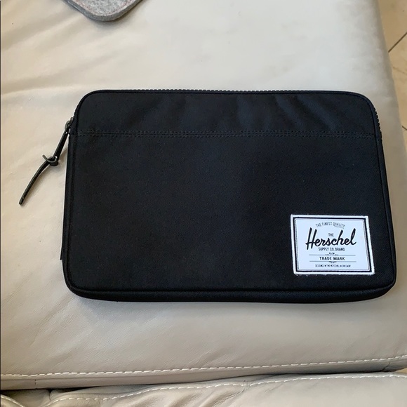 herschel 12 inch laptop sleeve